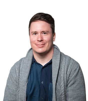 Portrait of Max Barton, REALTOR&reg;, Advisor.